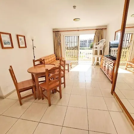 Parque Carolina コスタ・デル・シレンチオ